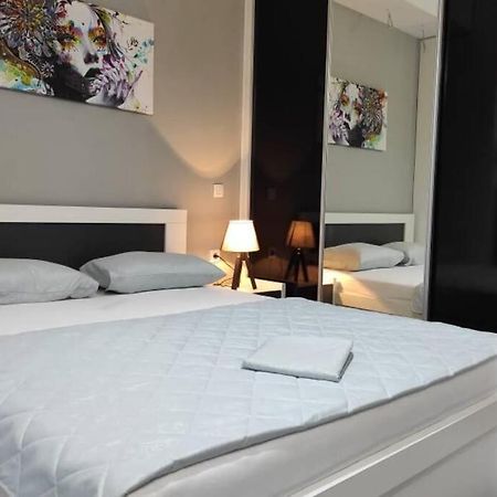 Centar One Apartmant Скопье Экстерьер фото
